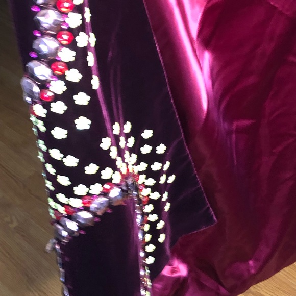 Vintage 60’s velvet sequin beaded sequin cape - Picture 11 of 16